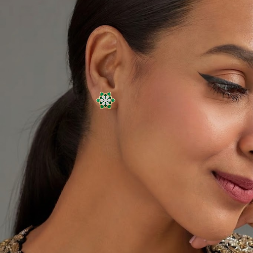 Central diamond-studded flower Earring